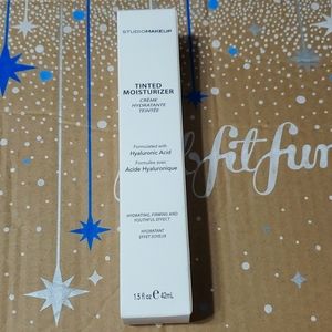 Studio Makeup Tinted Moisturizer in Honey light